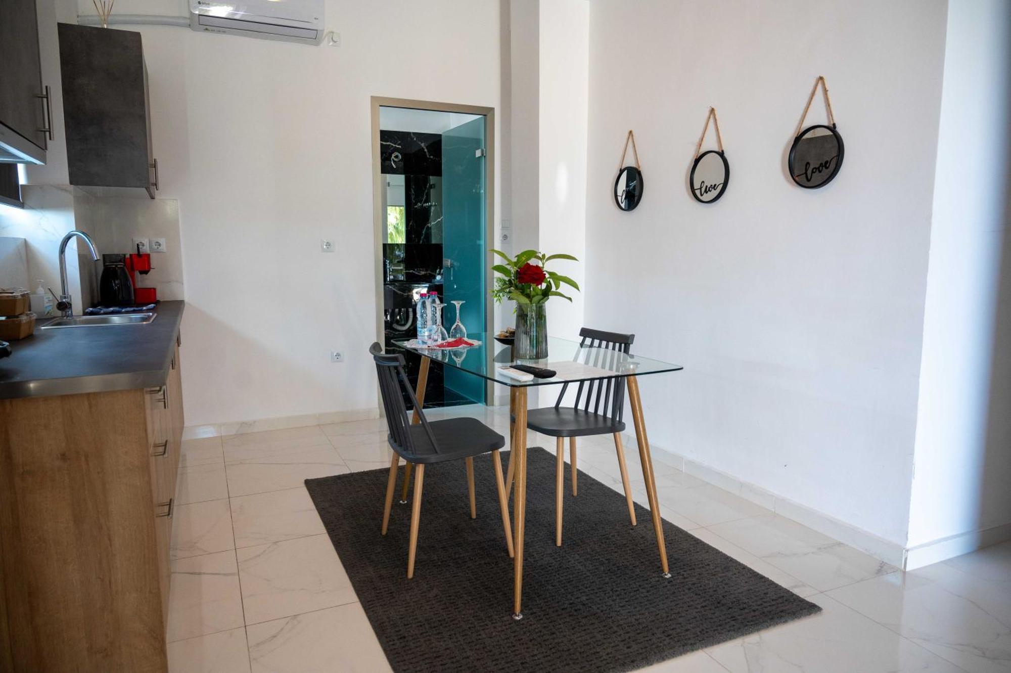 Finikas Suites & Apartments 10Min From Athens Airport Artemida  Exterior foto