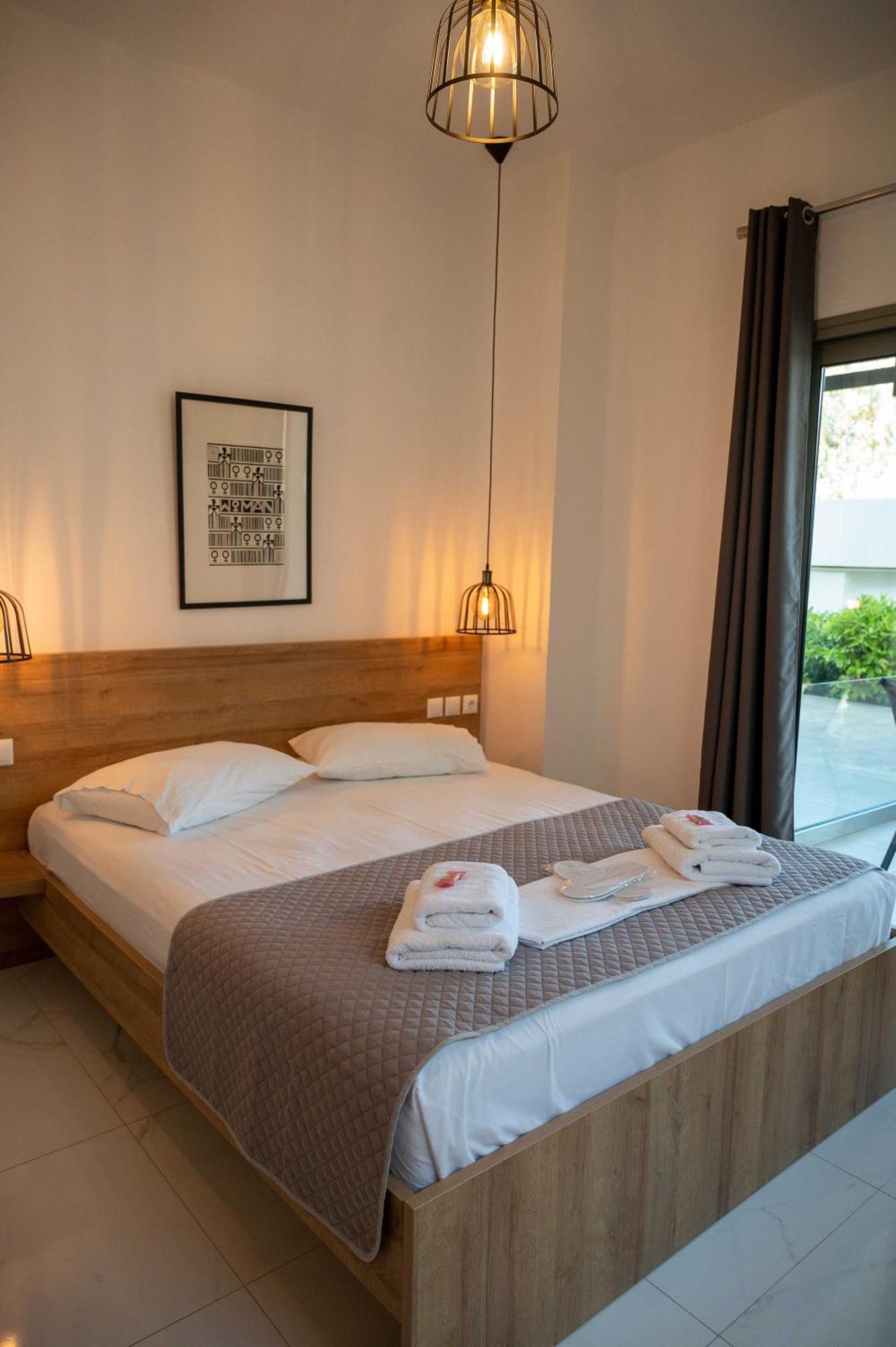 Finikas Suites & Apartments 10Min From Athens Airport Artemida  Exterior foto