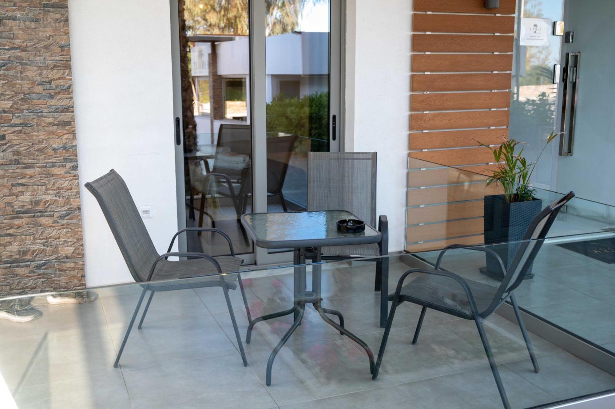 Finikas Suites & Apartments 10Min From Athens Airport Artemida  Exterior foto